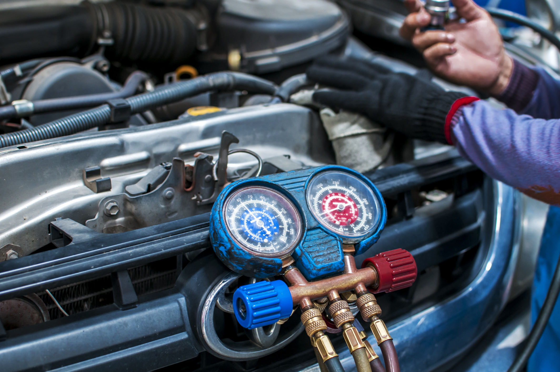 Choosing Between Car Air Conditioning Repair Shops | Red Angel